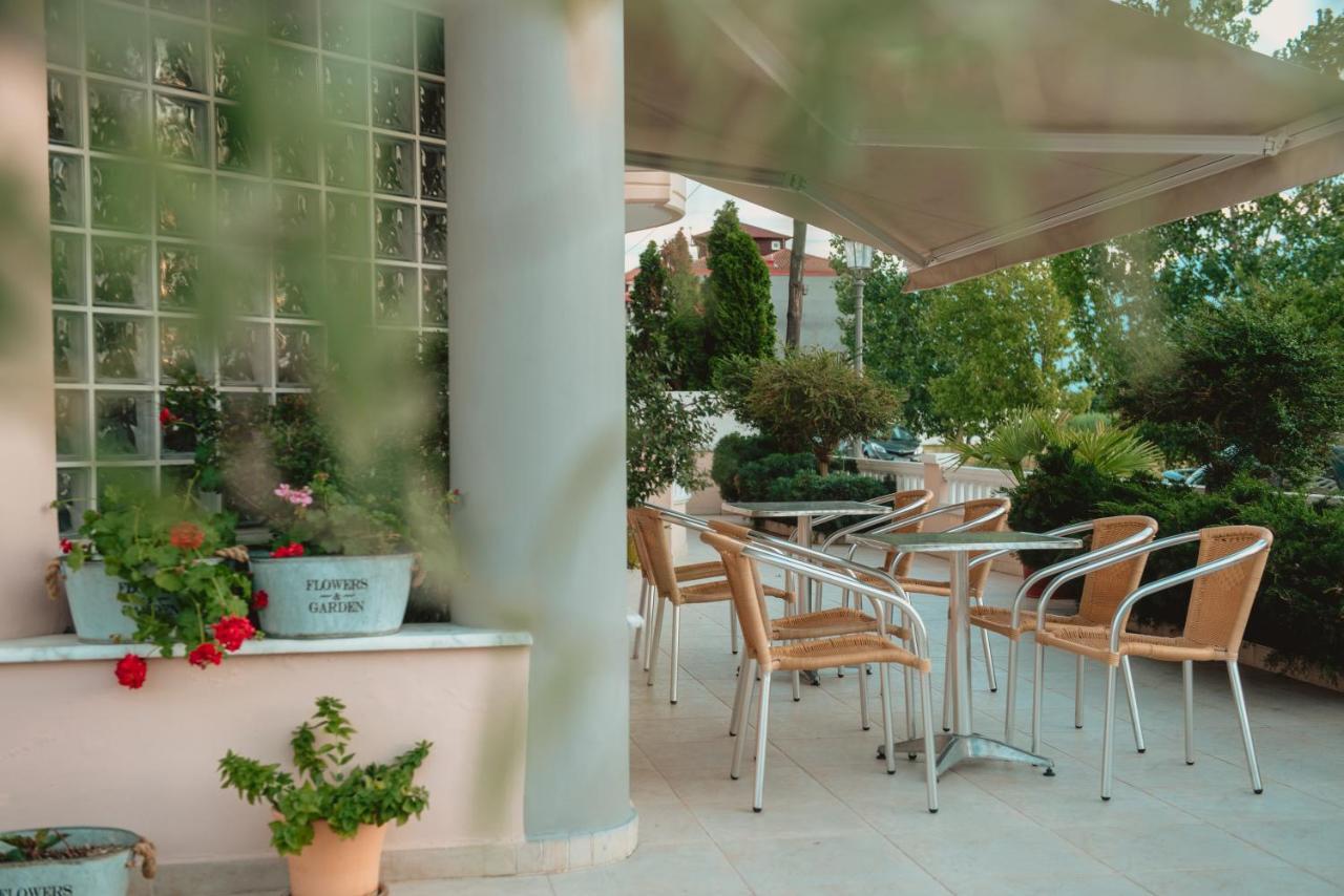 Paralía Ino Luxury Rooms מראה חיצוני תמונה